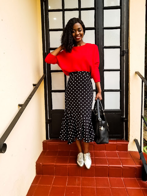 How To Wear A Polka Dot Midi Skirt Outfit
