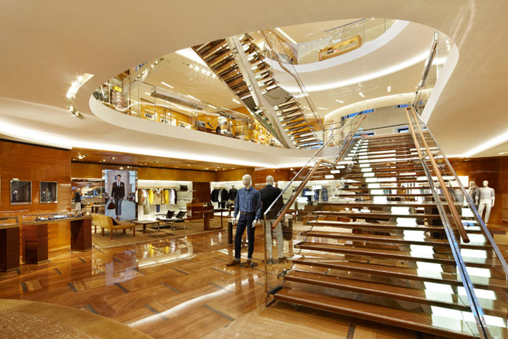 Louis Vuitton store by Peter Marino