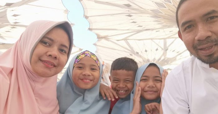 Tips Memilih Paket Umroh Untuk Perjalanan Umroh Bersama Anak-anak - Mom