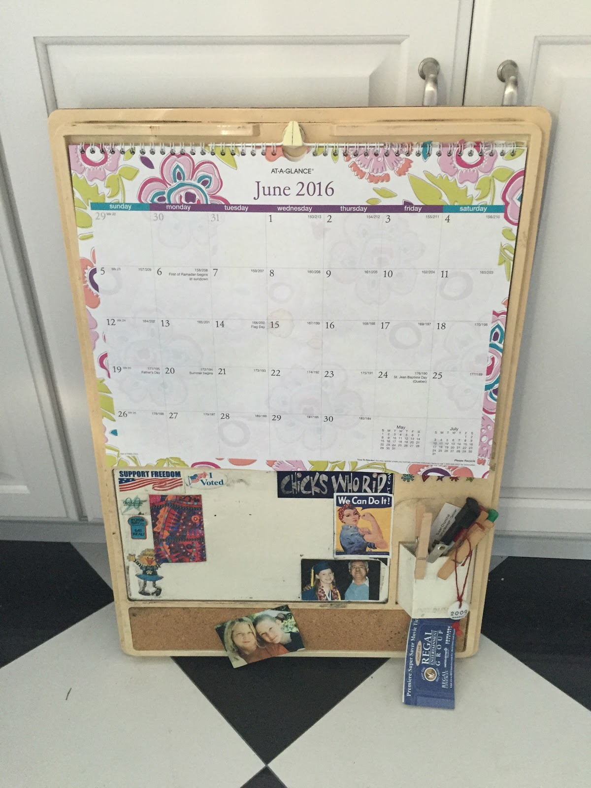 Magnetic Calendar Holder For Fridge