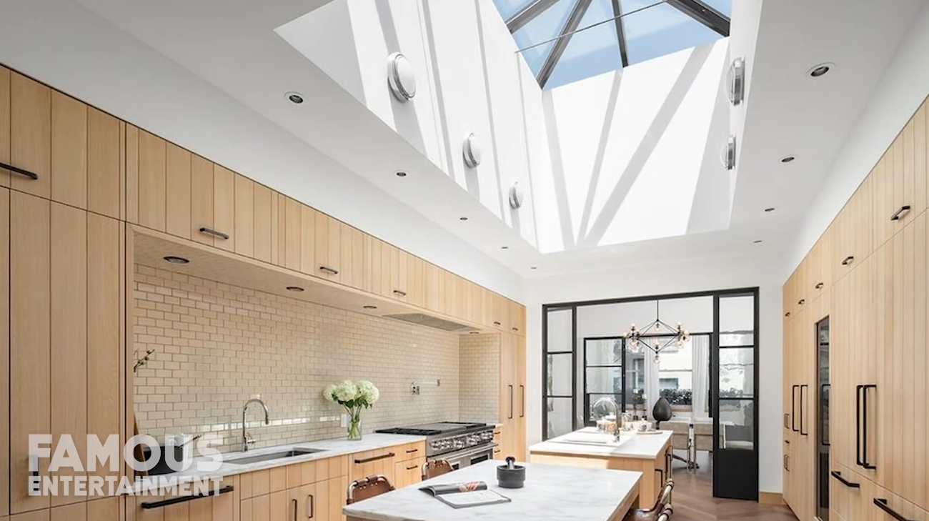 Home Interior Design Tour vs. Mary-Kate & Ashley Olsen Twins | House Tour | $7.3 Million Dollar Greenwich Village & Gramercy Park