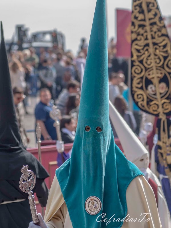 Galería de Fotos Hermandad del Santo Entierro 2015. Semana Santa Cádiz