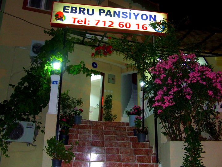 Cesme Ebru Pansiyon