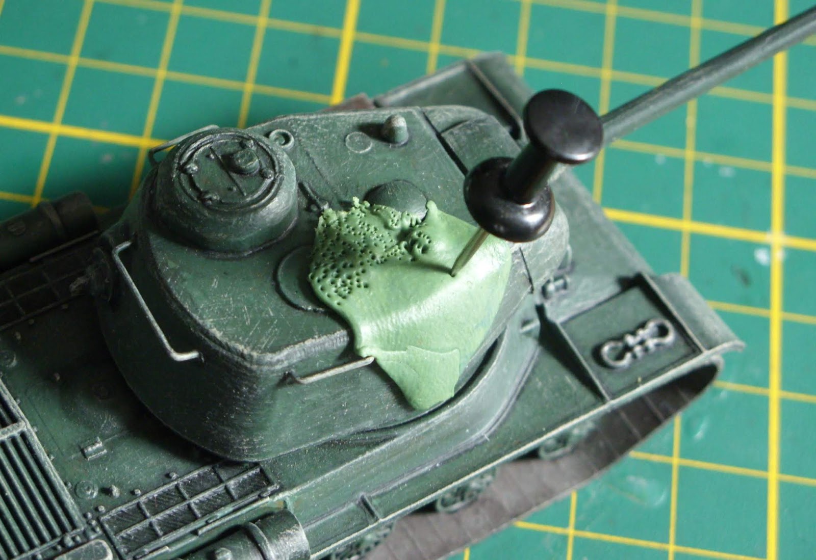 WORLD WAR 2 MODELZONE My Method To Apply Camouflage Netting To Tanks