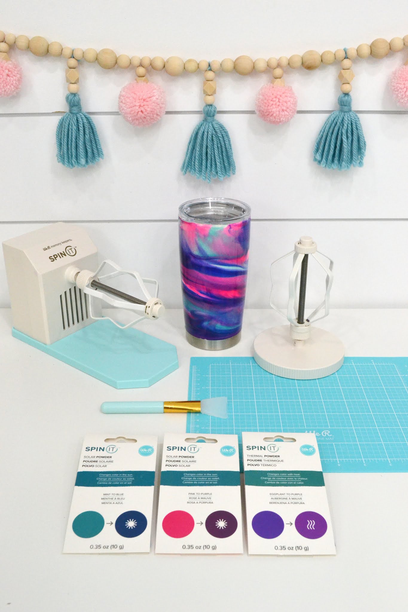 Aly Dosdall how to make a mica swirl tumbler with the spin it tumbler