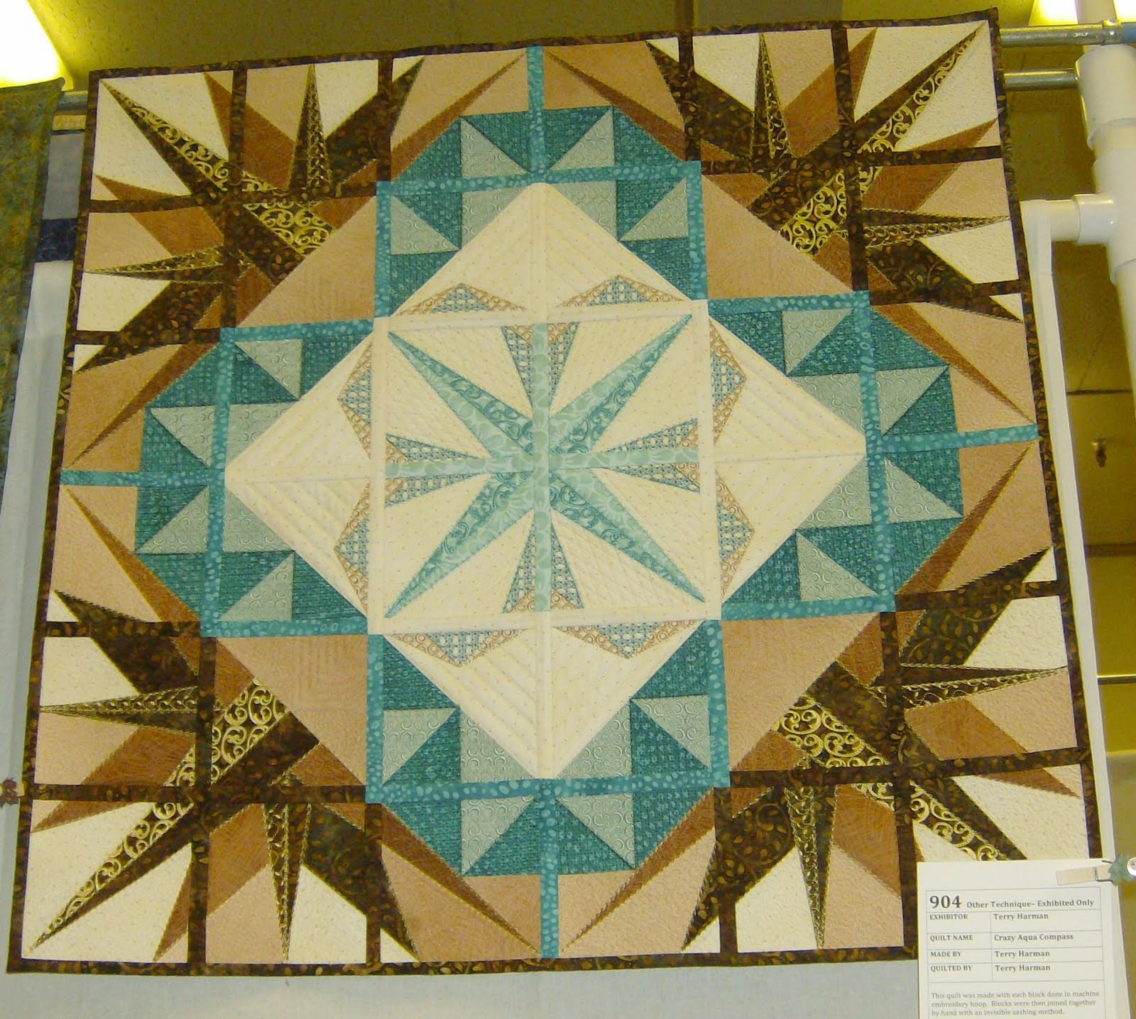 Beehive Quilts Elk Grove CA Quilt Show 2011