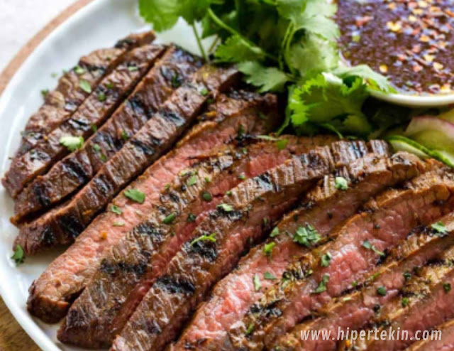 GRILLED FLANK STEAK WITH MARINADE
