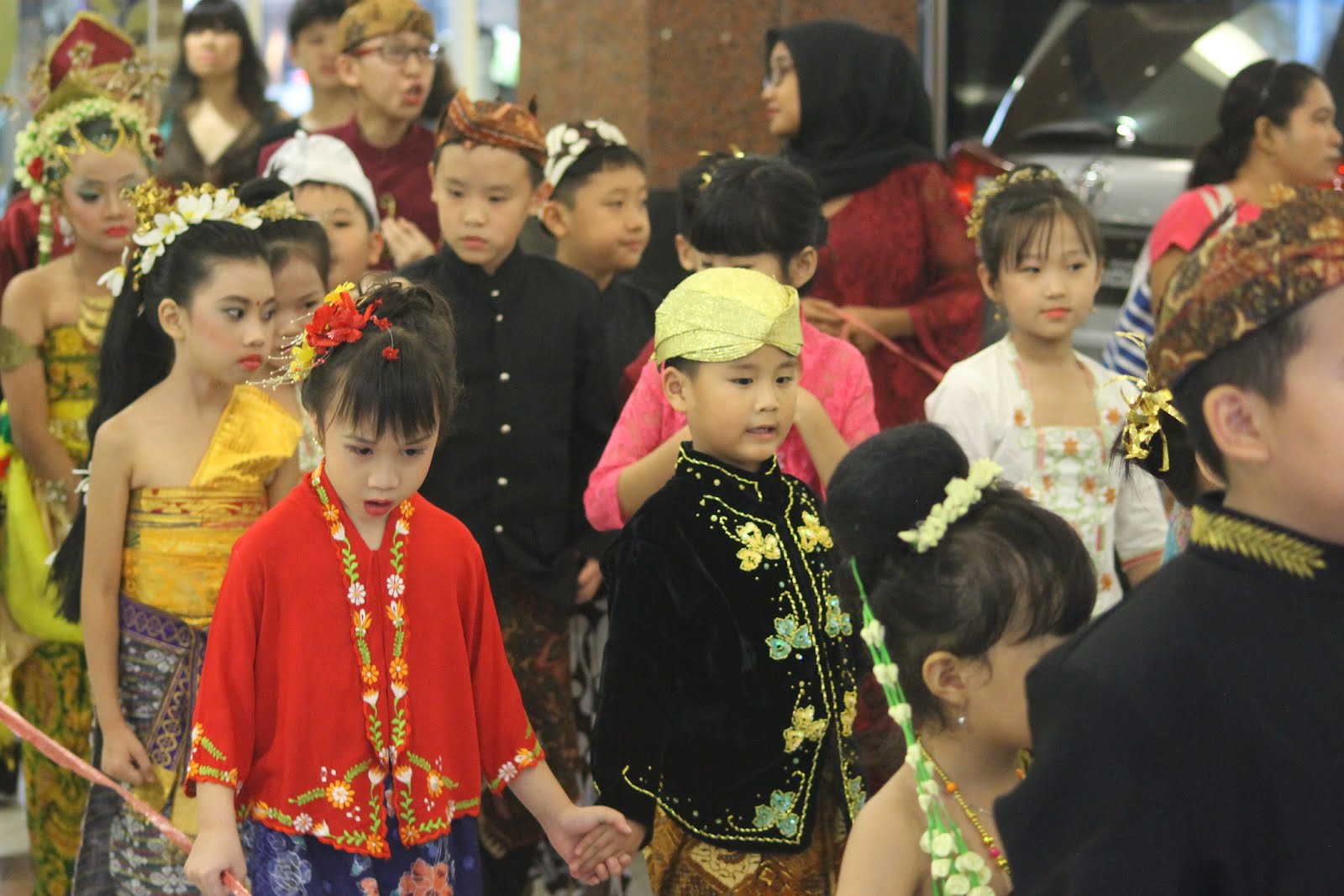 35+ Trend Terbaru Baju Adat Yang Bagus Untuk Fashion Show