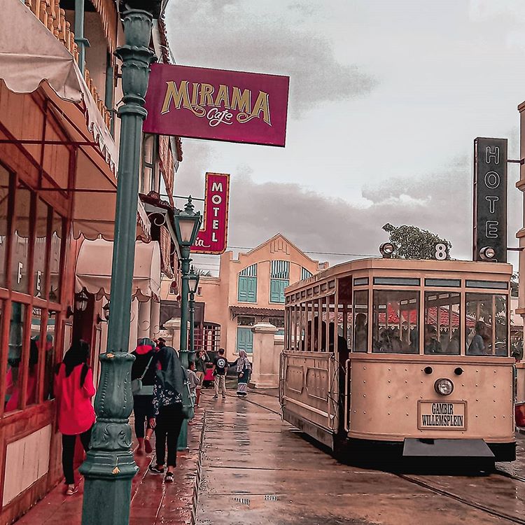 STUDI ALAM GAMPLONG - Destinasi wisata berjuluk Mini Hollywood