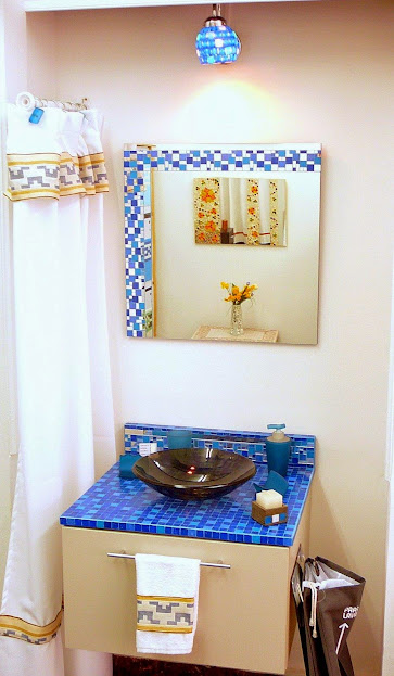 MUEBLES PARA BAÑOS EN AZUL, BLANCO Y HAYA / Decoración de baños