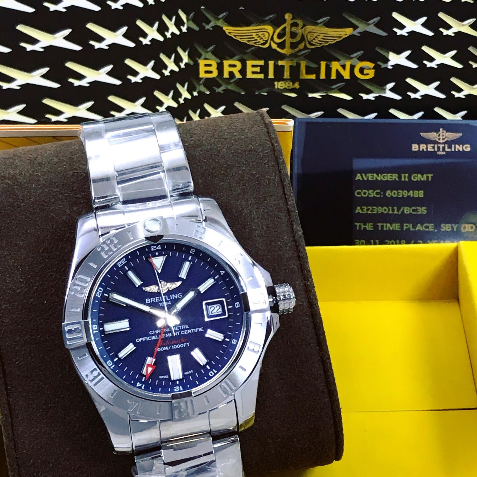 GRACIE HOUR: Breitling Avenger 2 Blue GMT