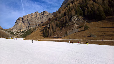 Slopes above Colfosco, Stella Alpina and Forcelles.