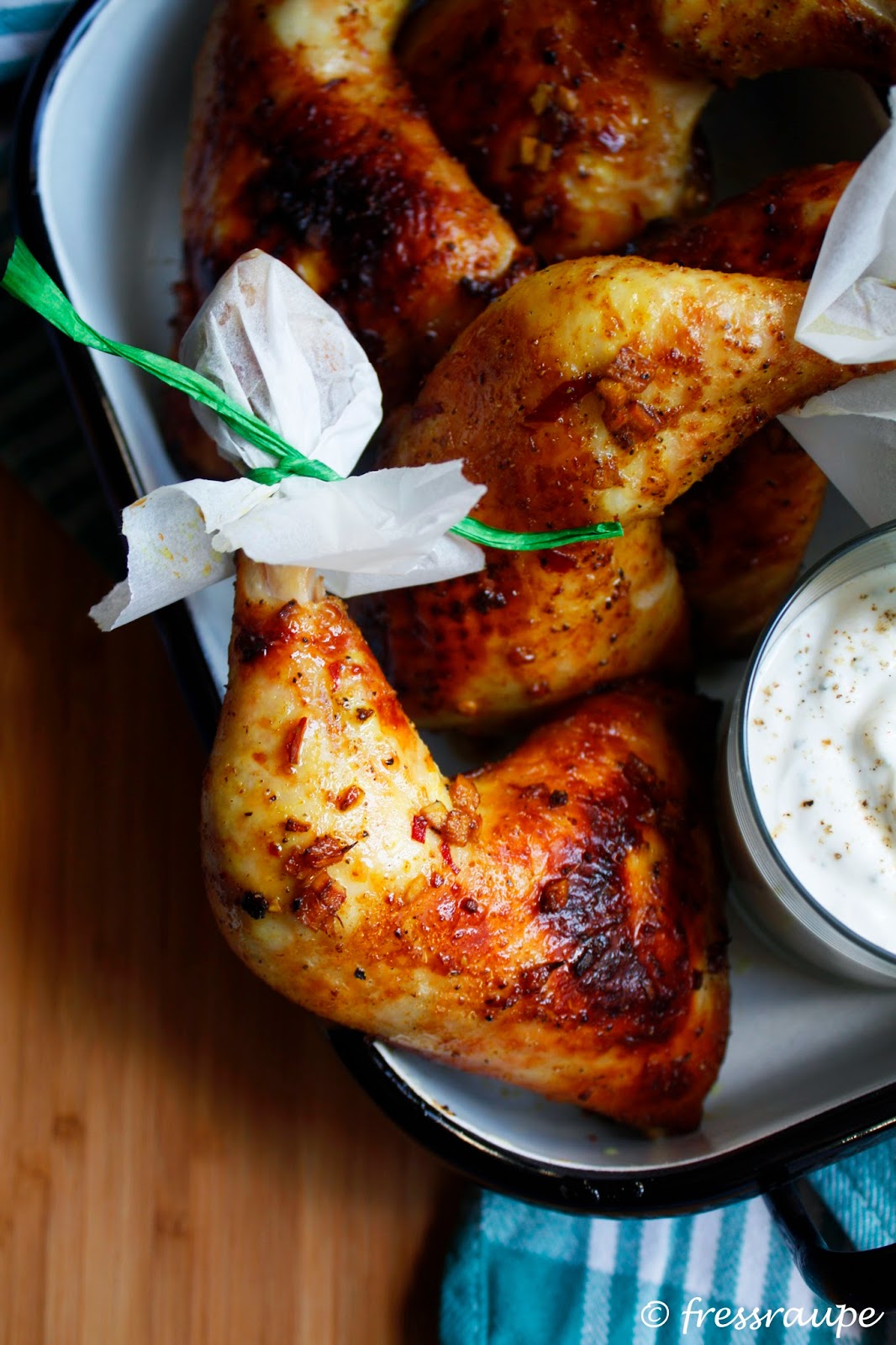 fressraupe: Zum Anbeißen: süß-scharfe Hähnchenschenkel