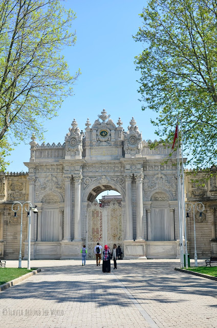 Palacio de Dolmabahçe cerrado a cal y canto los lunes Palacio de Dolmabahçe cerrado a cal y canto los lunes