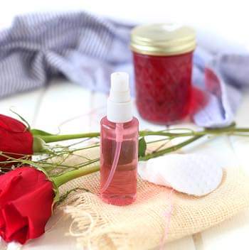 مكونات ماء الورد