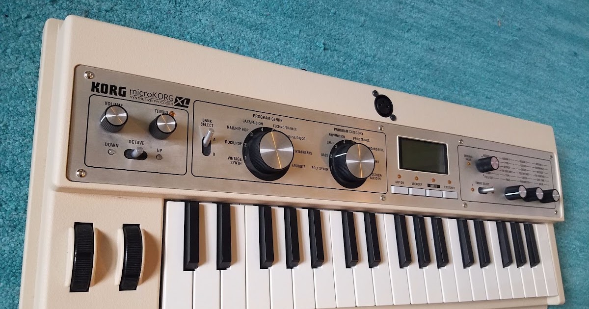 MATRIXSYNTH XL Synthesizer (Limited Edition Beige)