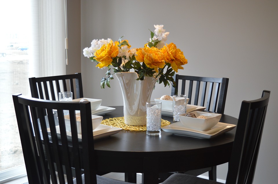Buying A Family Kitchen Table