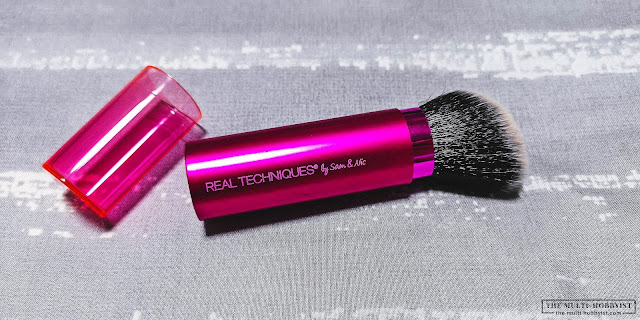 My holy grail makeup brush: Real Techniques Retractable Kabuki Brush review