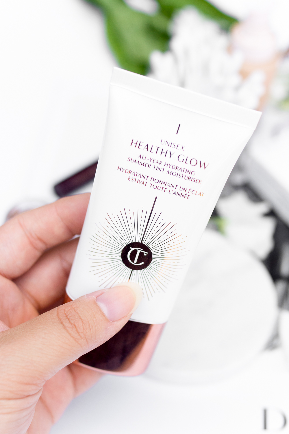CHARLOTTE TILBURY UNISEX HEALTHY GLOW. Barely