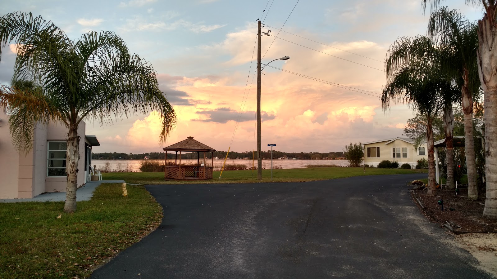 Roving Reports by Doug P 20171 Shelter Cove RV Community, Saint Cloud