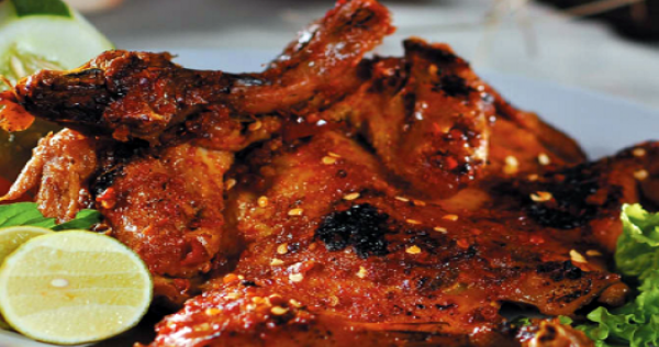 Ibu Rumah Tangga Sukses Jalankan Usaha Resep Masakan Ayam