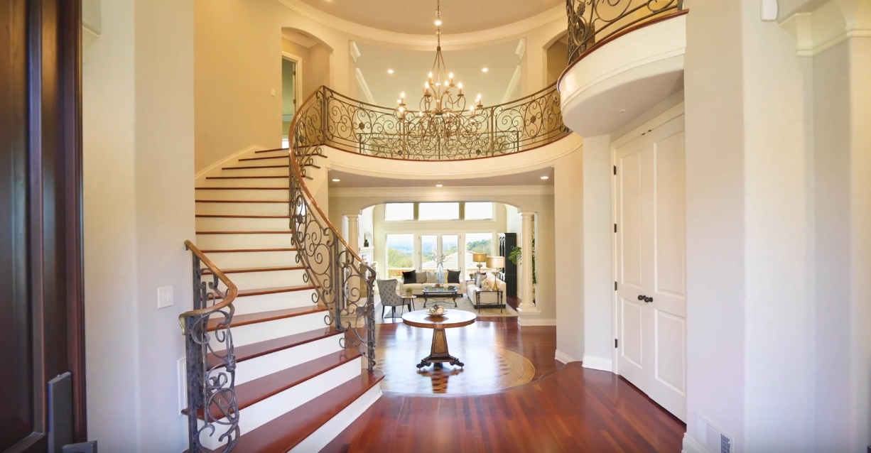 34 Photos vs. 2158 Las Trampas Rd, Alamo, CA Home Interior Design Tour