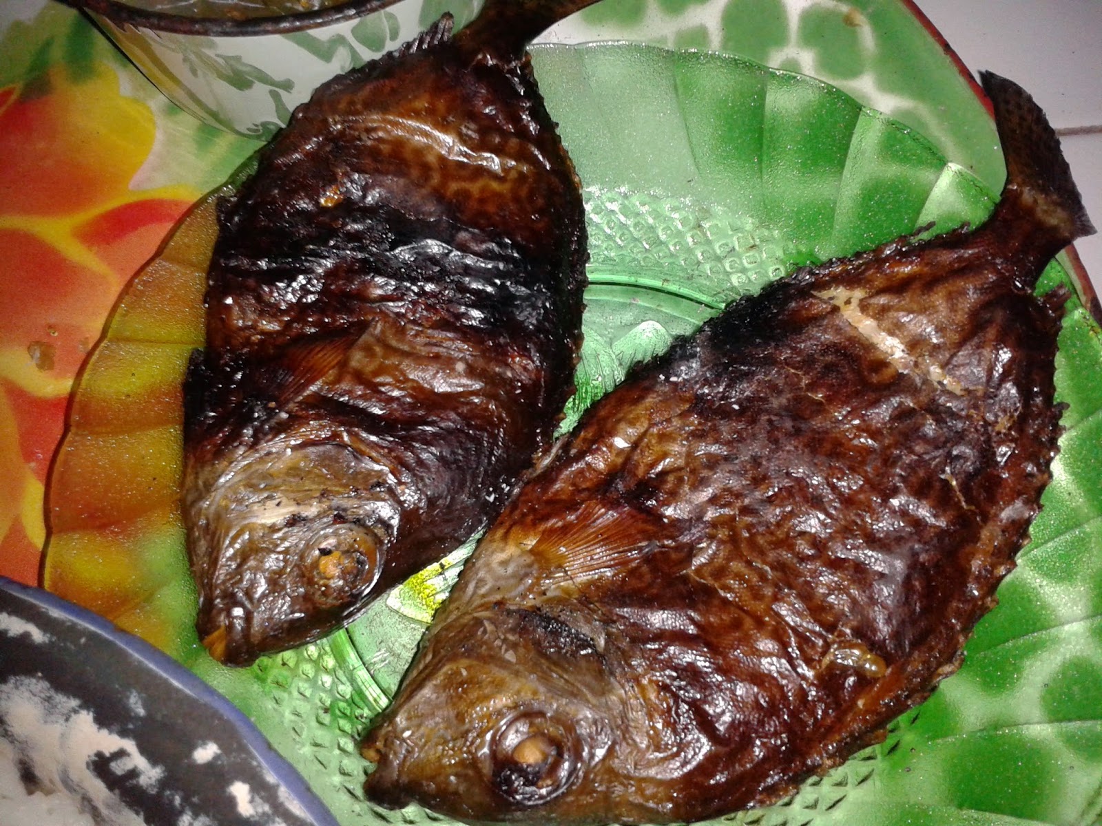 Ikan bakar Semadar/Baronang siap saji