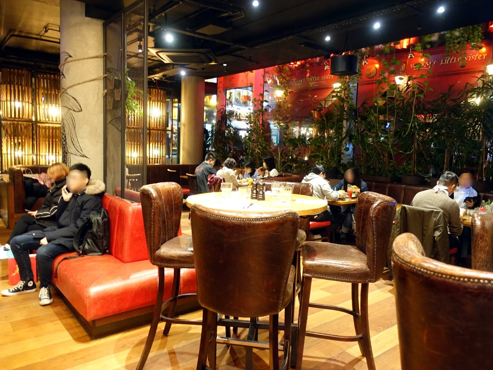 Burger and Lobster Leicester Square (London, UNITED KINGDOM) ★★★☆☆ A