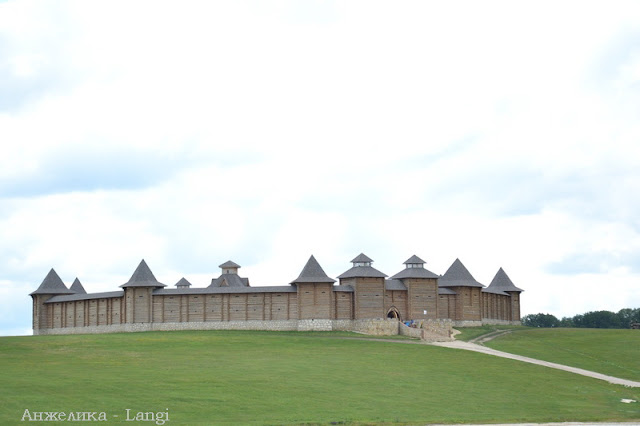 По дороге с облаками... По дороге с облаками...