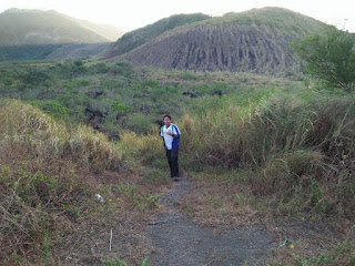 Pinoy Solo HIker - Taal Volcano Pinoy Solo HIker - Taal Volcano