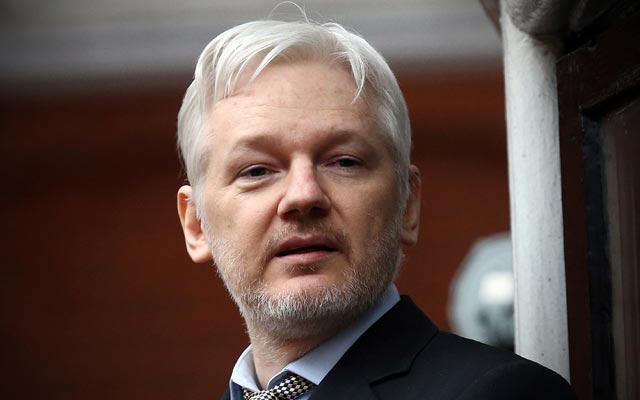 Fundador do Wikileaks é preso na embaixada do Equador em Londres