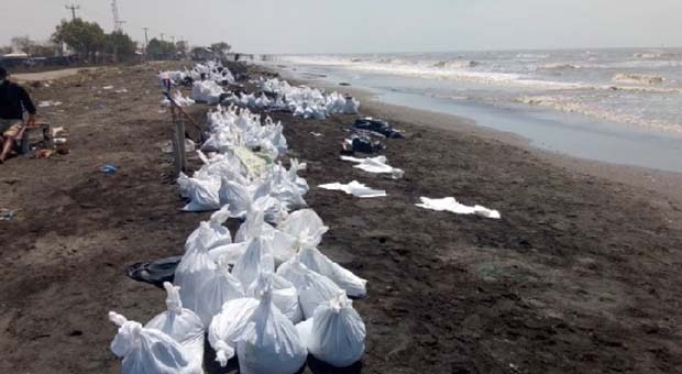 Pertamina Harus Tanggung Jawab Kebocoran Minyak di Karawang