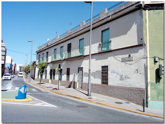 Esquina Isaac Peral  con Santa María Magdalena 'El Palmarillo''