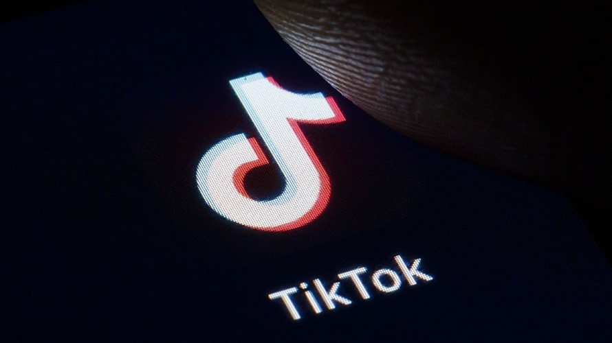 Both Educational and Entertaining Tiltok Account for Teens