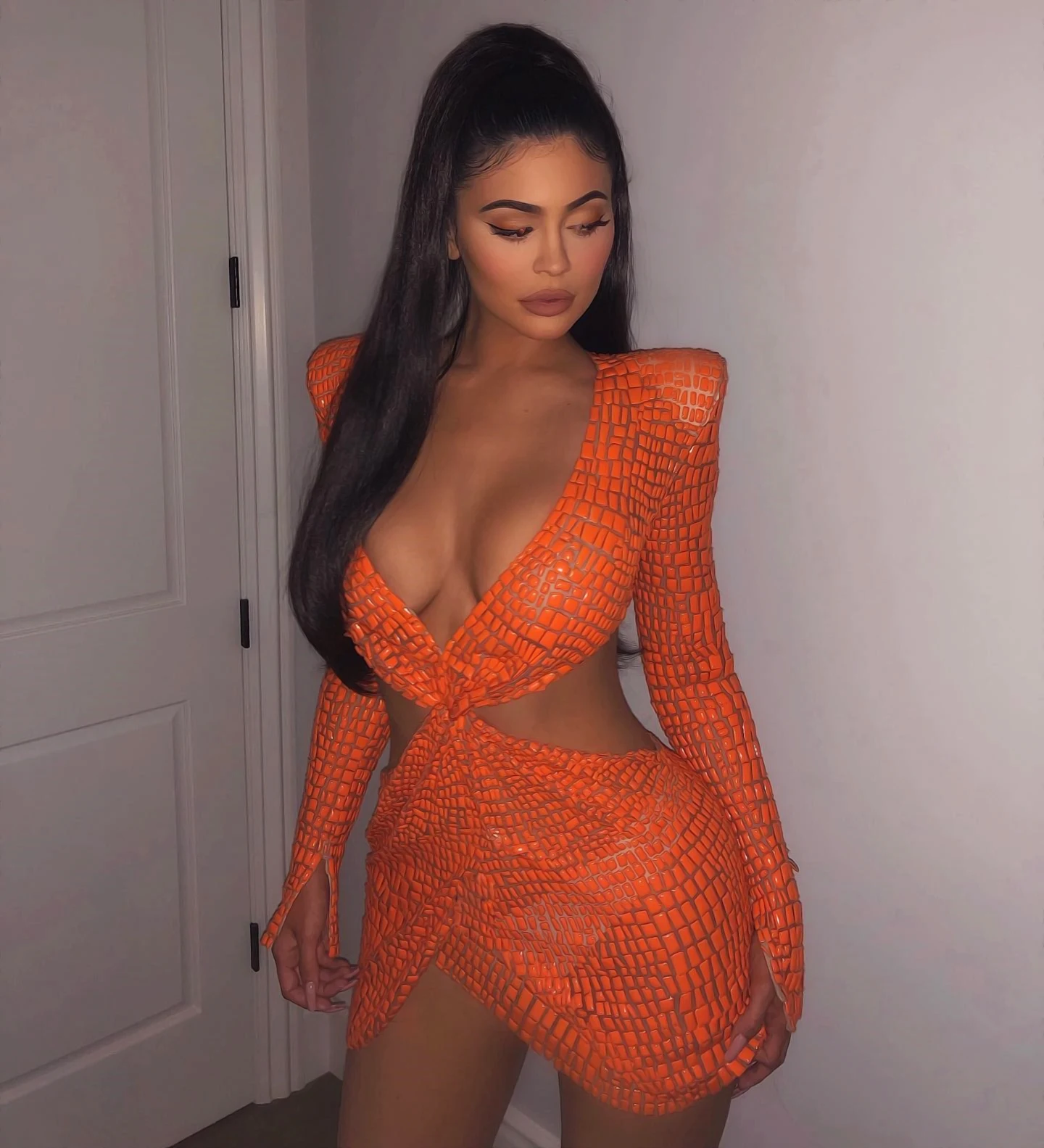Kylier Jenner see through Orange dress hd image
