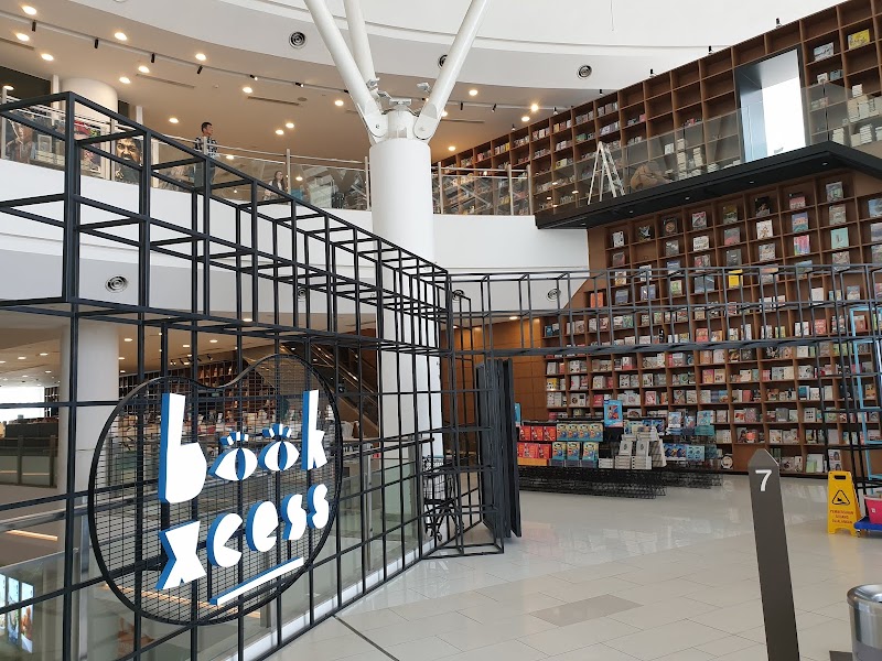 BookXcess Gurney Paragon Mall, Georgetown, Pulau Pinang