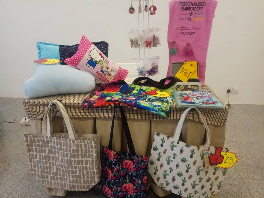 DIELA'S CROCHET Jualan Handmade Market di hari kedua