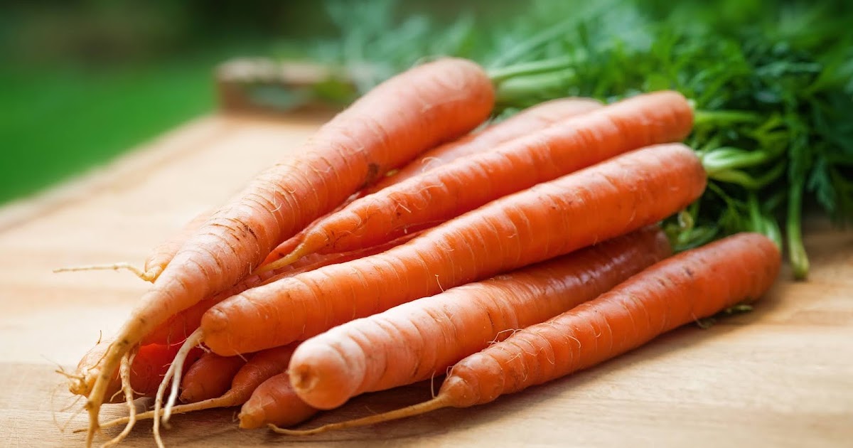 Carrot is good source of Vitamin?
