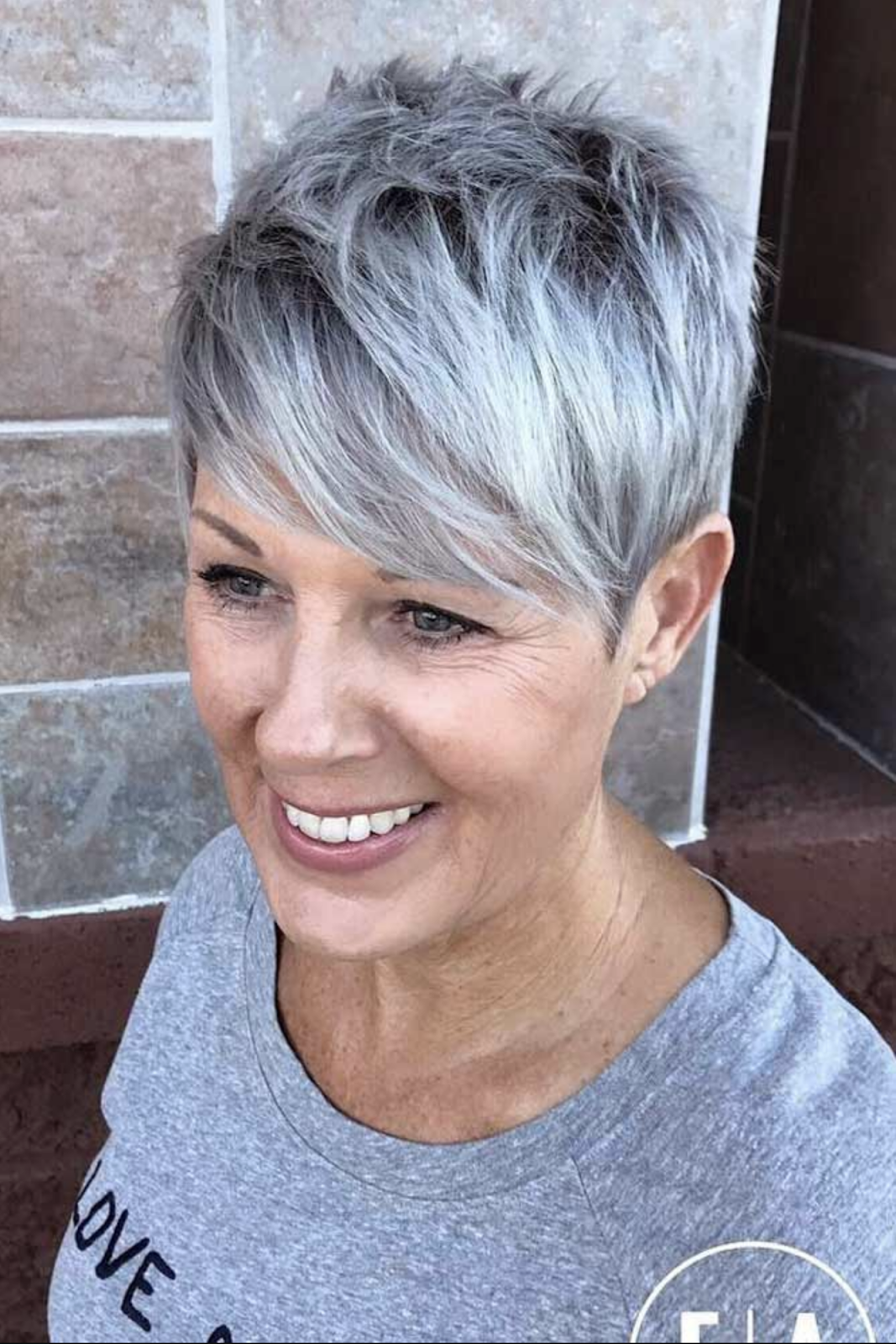 Short Haircuts For Gray Hair 2020 65 Gorgeous Gray Hair Styles In 2020 Grey Curly Hair 