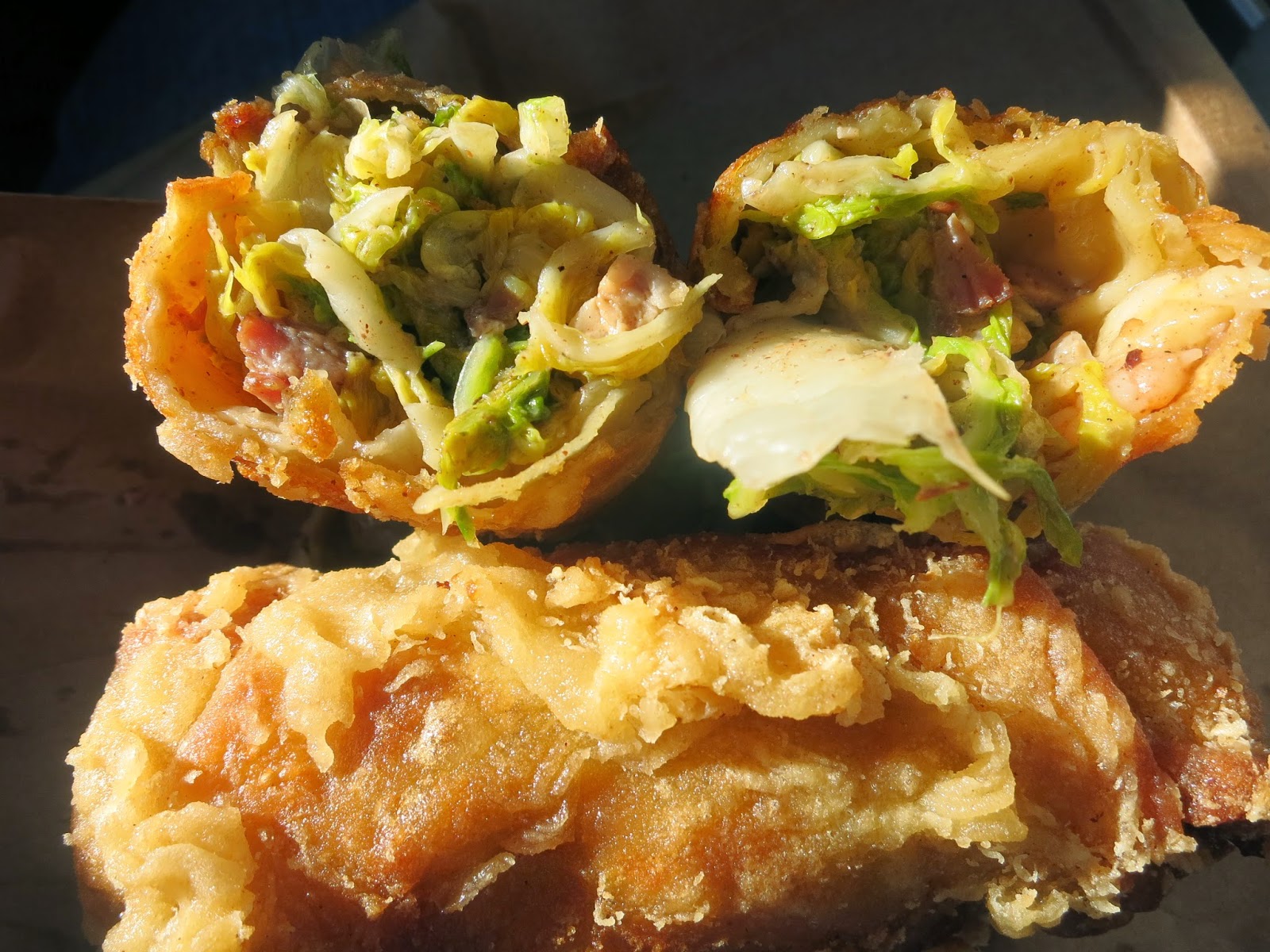 Smokin' Chokin' and Chowing with the King AmericanChinese Dining Special