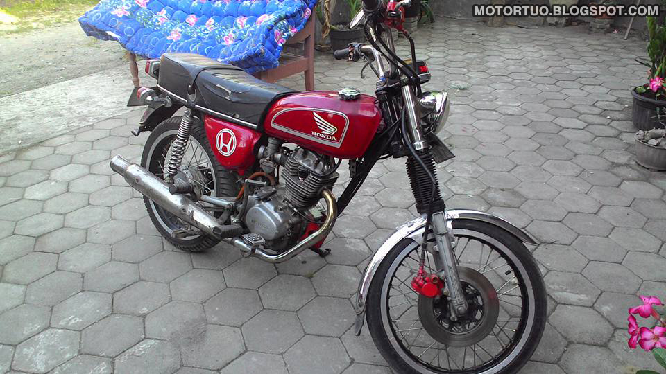 Хонда CB 100