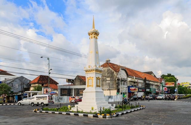 Tempat Makan Enak di Jogja yang Menyajikan Tidak Boleh Dilewatkan - 10 Tempat Ini Bikin Ketagihan Terus Tempat Makan Enak di Jogja yang Menyajikan Tidak Boleh Dilewatkan - 10 Tempat Ini Bikin Ketagihan Terus
