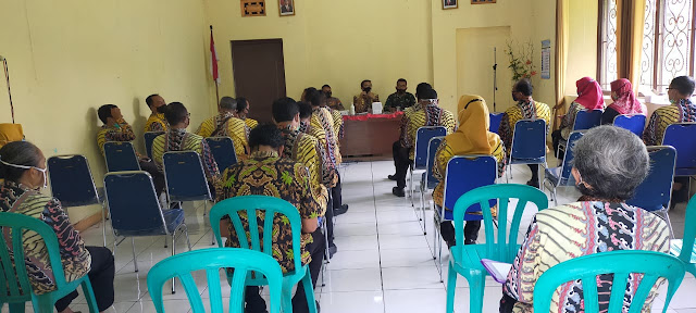 Rapat Koordinasi dan pembinaan Rutin Bulan Kecamatan Gondang Rapat Koordinasi dan pembinaan Rutin Bulan Kecamatan Gondang