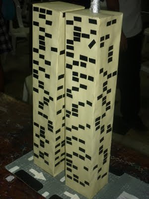 maqueta torres gemelas elaborada en cartulina