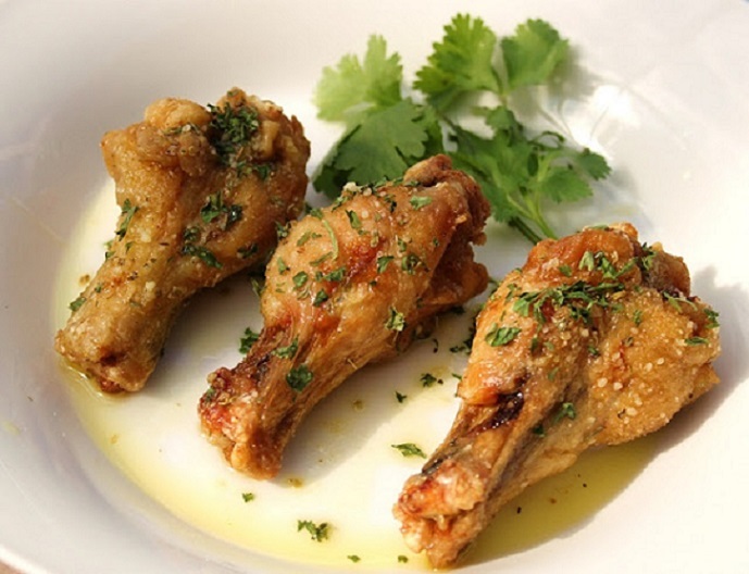 this is chicken wings with dipping sauce recipes
