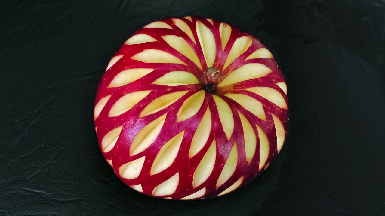 вырезать яблоко красиво на стол