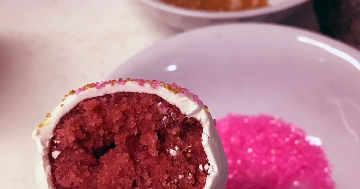 Culturally Confused Divas Can Cook Strawberry Cake Pops