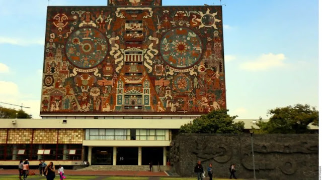 Estudiantes indígenas son reconocidos en la UNAM por sus tesis 