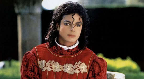 Hii Hapa Historia ya Mwanamuziki Michael Jackson..Inasikitisha !