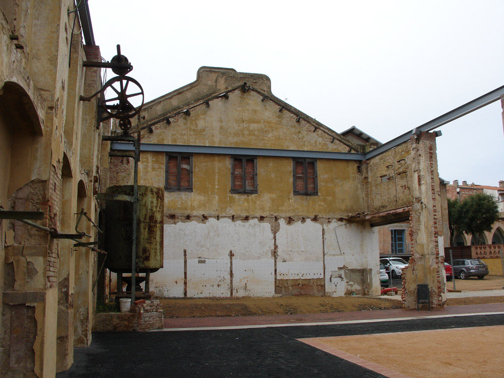 Foto de Ruinas de la Fábrica de Corcho en Benalup-Casas Viejas, Cádiz